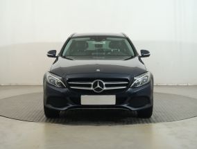 Mercedes-Benz C - 2015