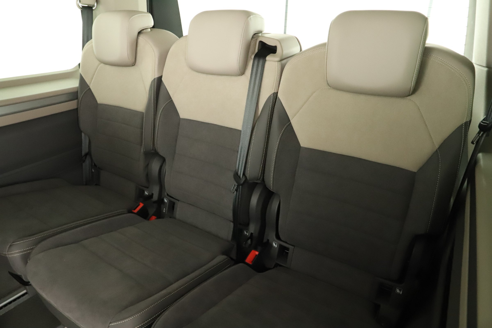 Volkswagen Multivan - 2024