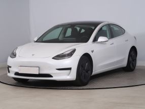 Tesla Model 3 - 2020