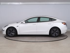 Tesla Model 3 - 2020