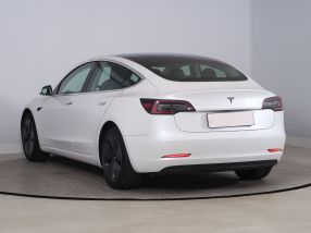 Tesla Model 3 - 2020