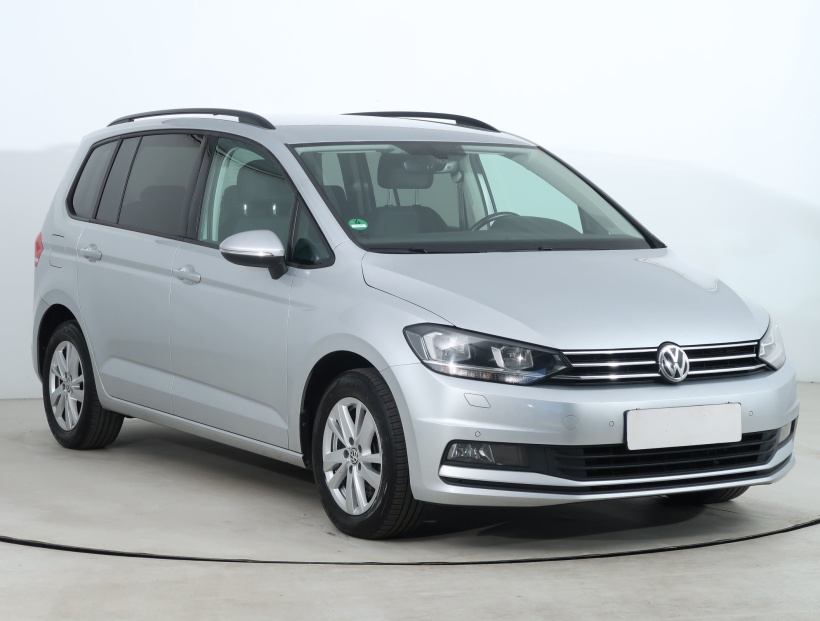 Volkswagen Touran, 2020
