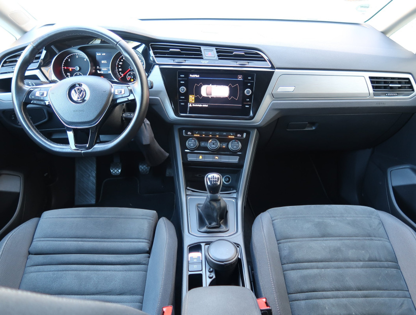 Volkswagen Touran, 2020