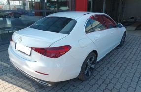Mercedes-Benz C - 2021