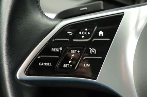 Mercedes-Benz C - 2021
