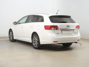 Toyota Avensis - 2013