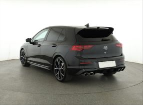 Volkswagen Golf - 2022