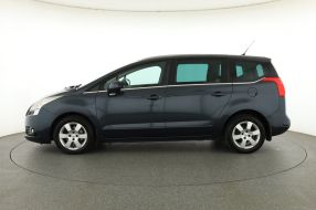 Peugeot 5008 - 2013