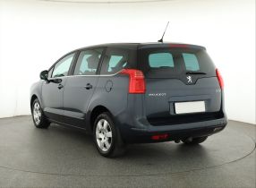 Peugeot 5008 - 2013