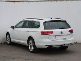 Volkswagen Passat - 2015