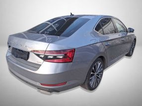 Škoda Superb - 2021