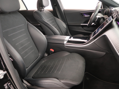 Mercedes-Benz C - 2023