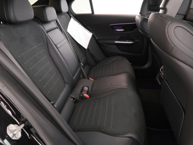 Mercedes-Benz C - 2023