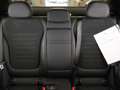 Mercedes-Benz C - 2023