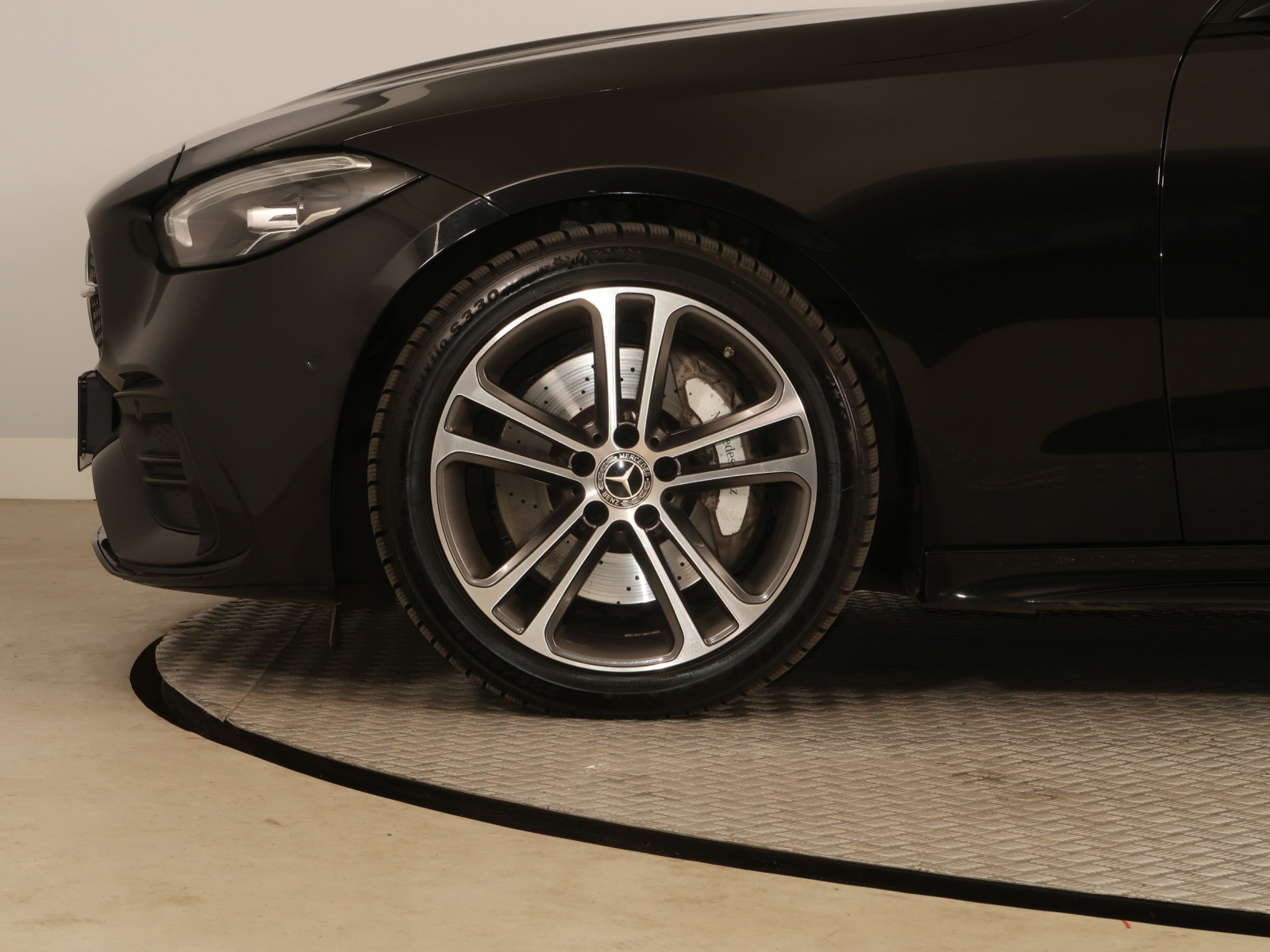 Mercedes-Benz C - 2023