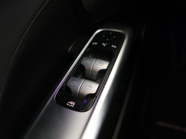 Mercedes-Benz C - 2023