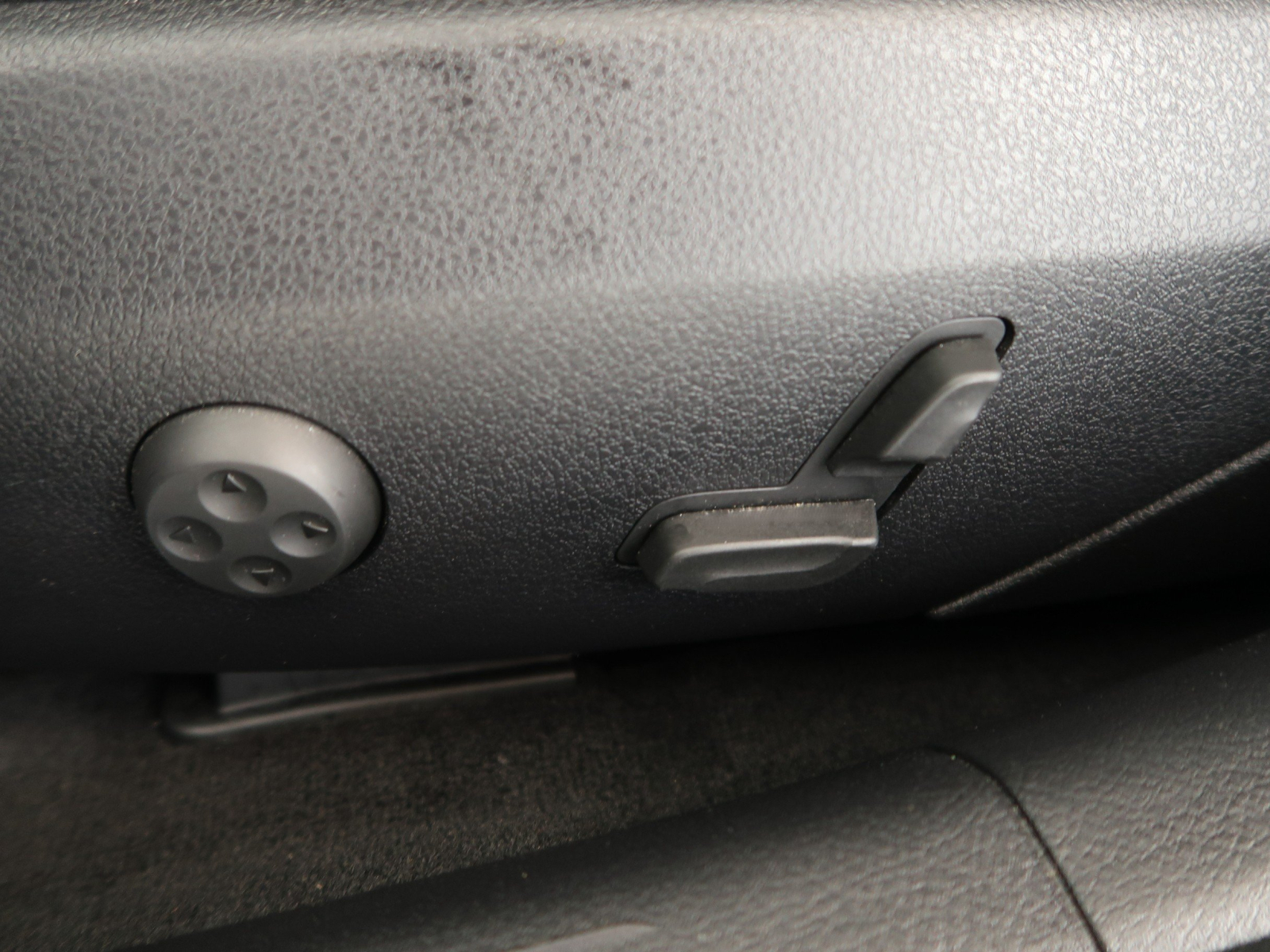 Mercedes-Benz C - 2023