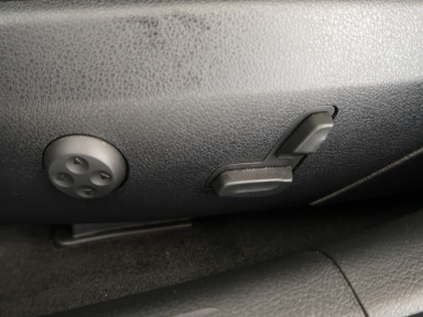 Mercedes-Benz C - 2023