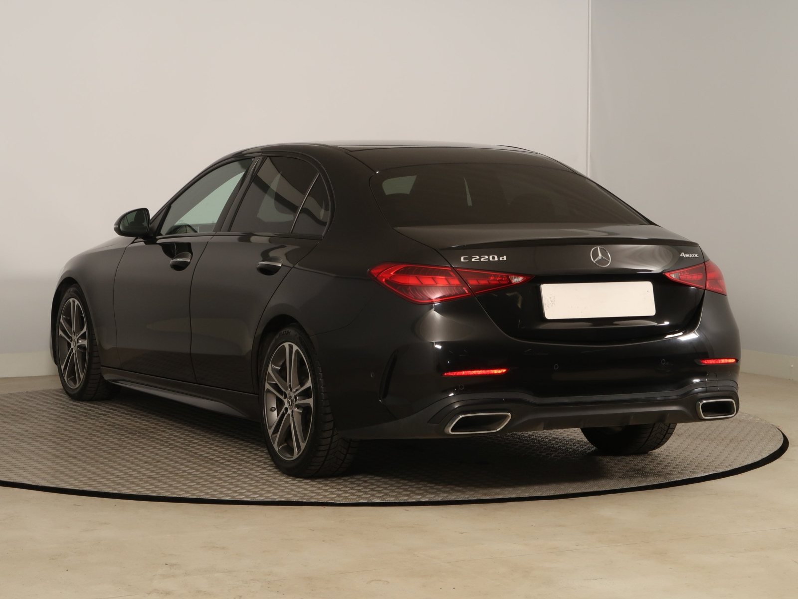 Mercedes-Benz C - 2023