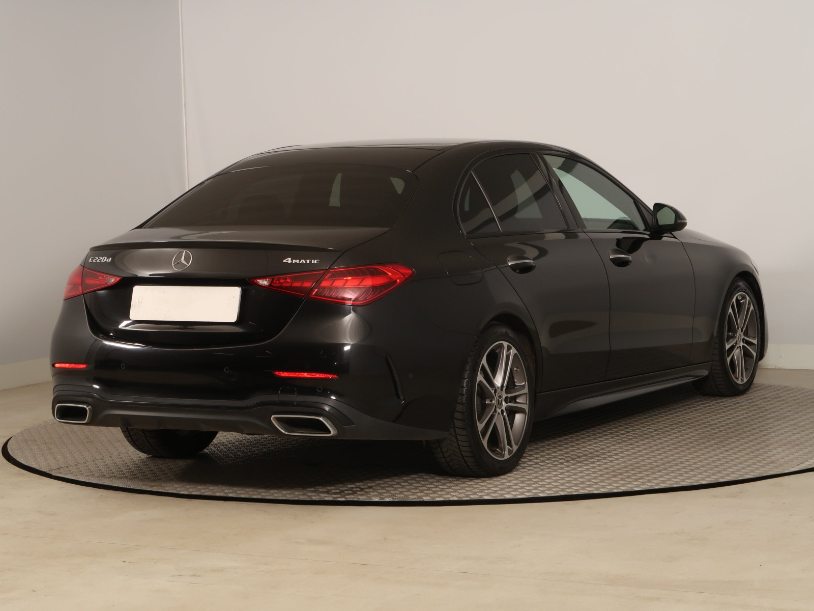 Mercedes-Benz C - 2023