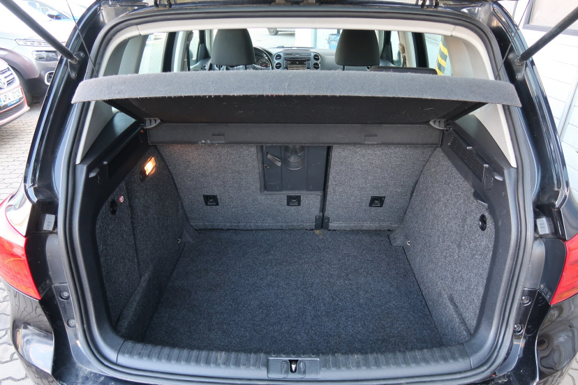 Volkswagen Tiguan, 2012
