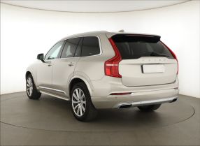 Volvo XC90 - 2015