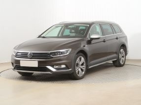 Volkswagen Passat - 2016