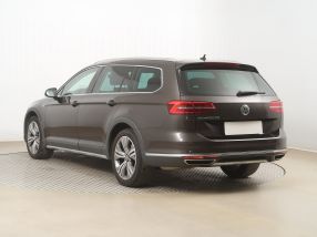 Volkswagen Passat - 2016