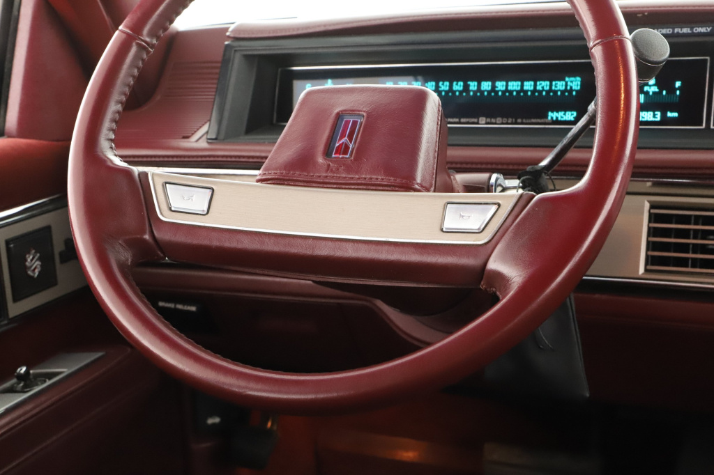 Oldsmobile Eighty-Eight