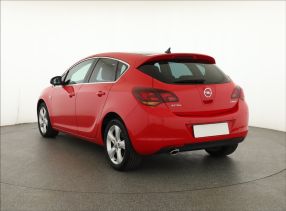 Opel Astra - 2012