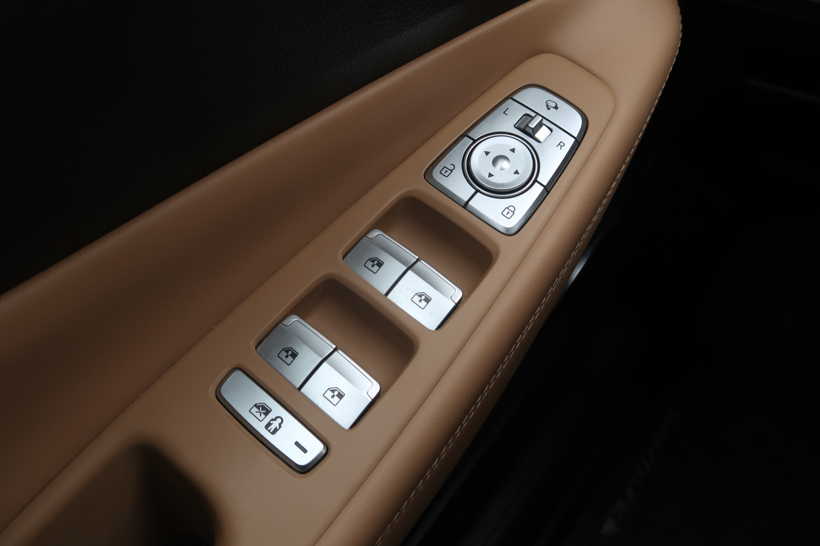 Hyundai Santa Fe - 2021