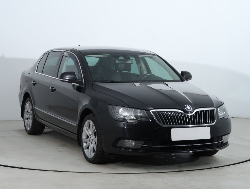 Škoda Superb, 2014