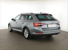 Skoda Superb - 2019