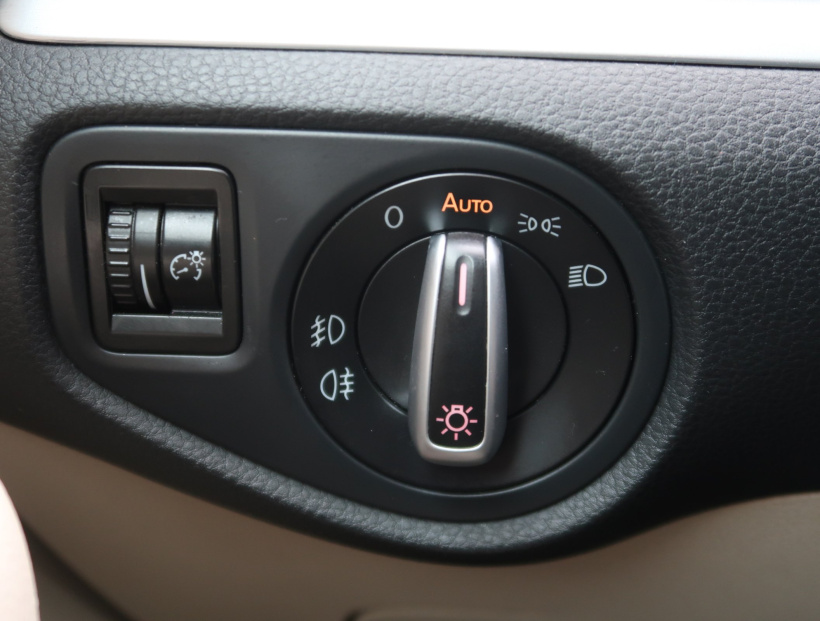 Volkswagen Sharan, 2012