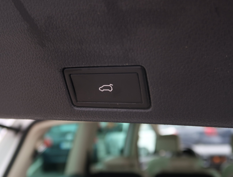 Volkswagen Sharan, 2012