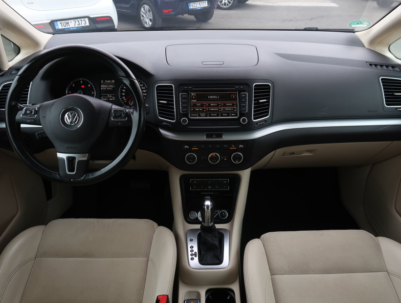 Volkswagen Sharan, 2012