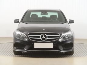 Mercedes-Benz E - 2015