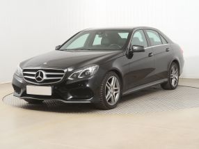 Mercedes-Benz E - 2015