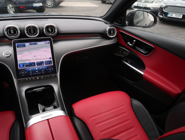 Mercedes-Benz C - 2023