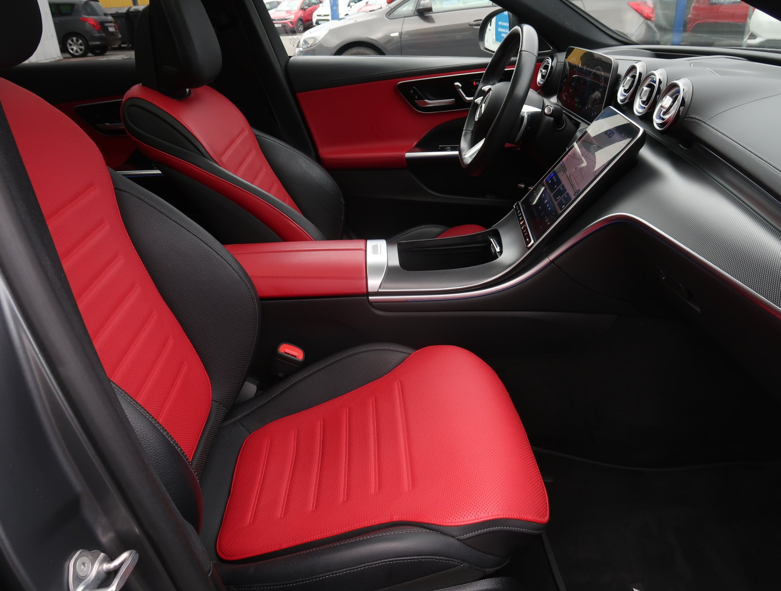 Mercedes-Benz C - 2023