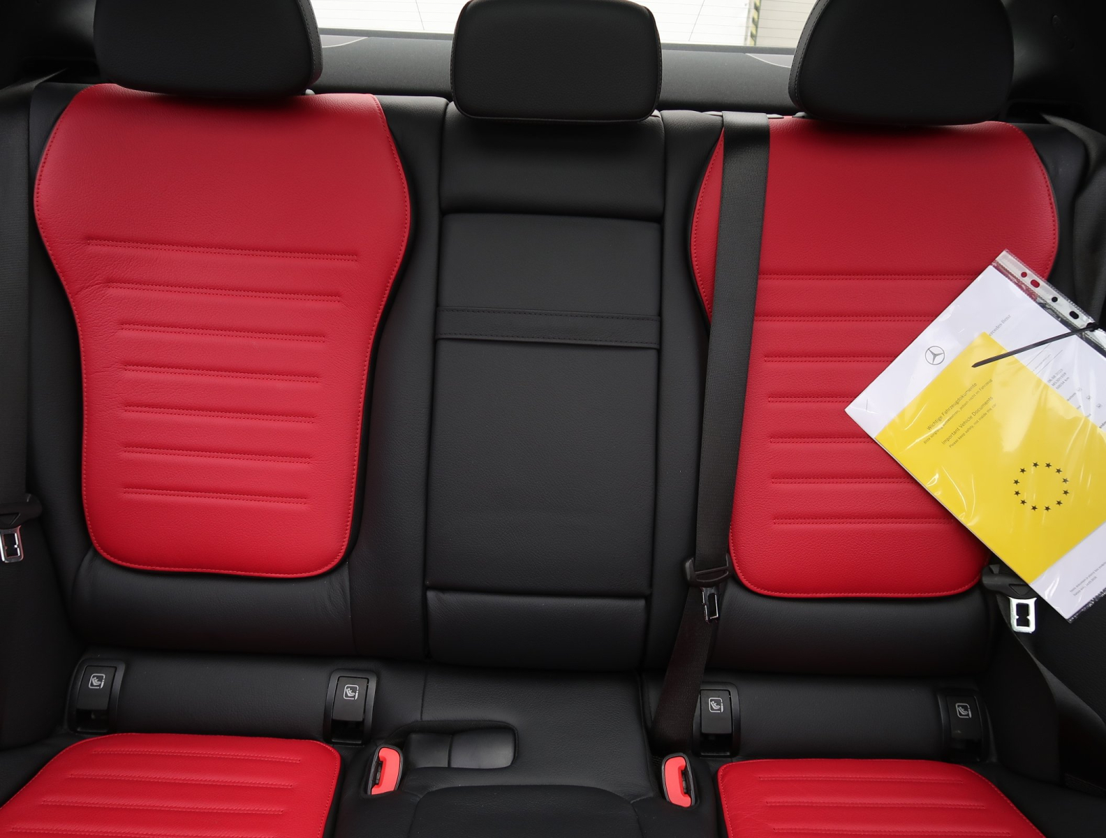 Mercedes-Benz C - 2023