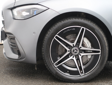 Mercedes-Benz C - 2023