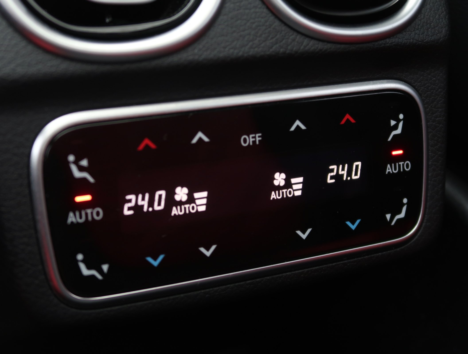 Mercedes-Benz C - 2023