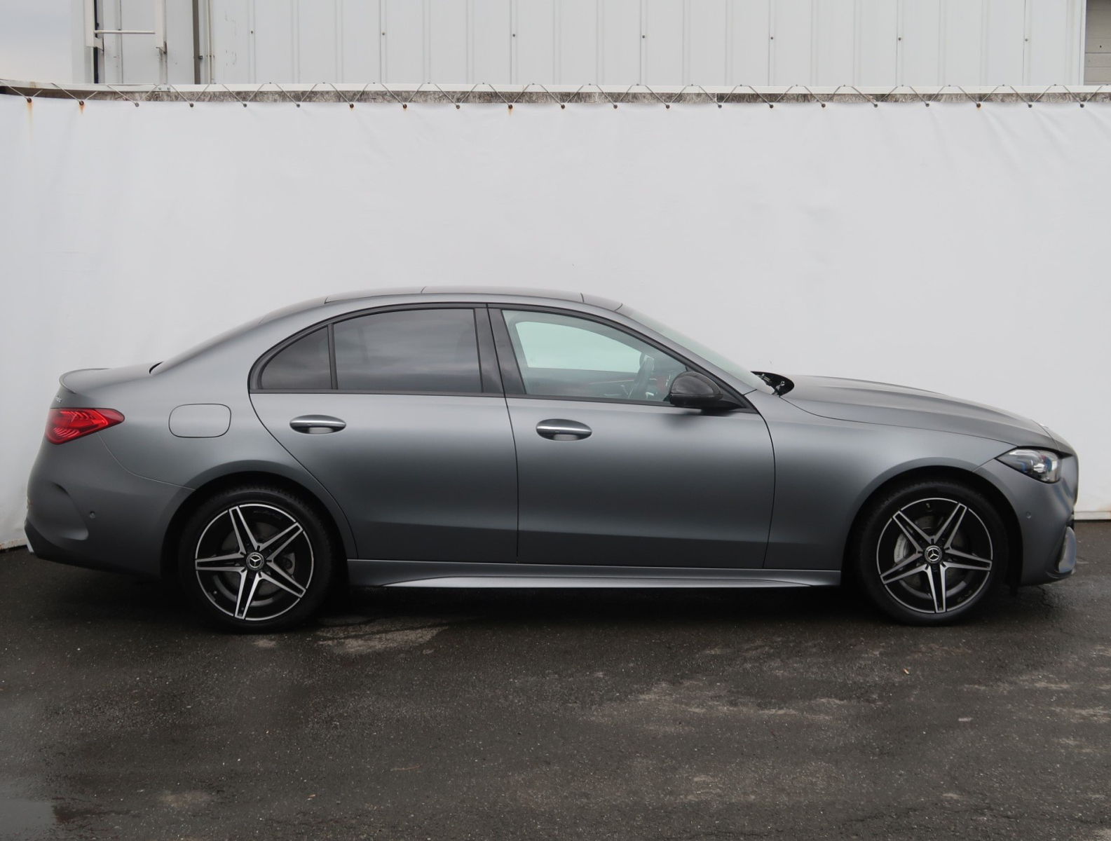 Mercedes-Benz C - 2023