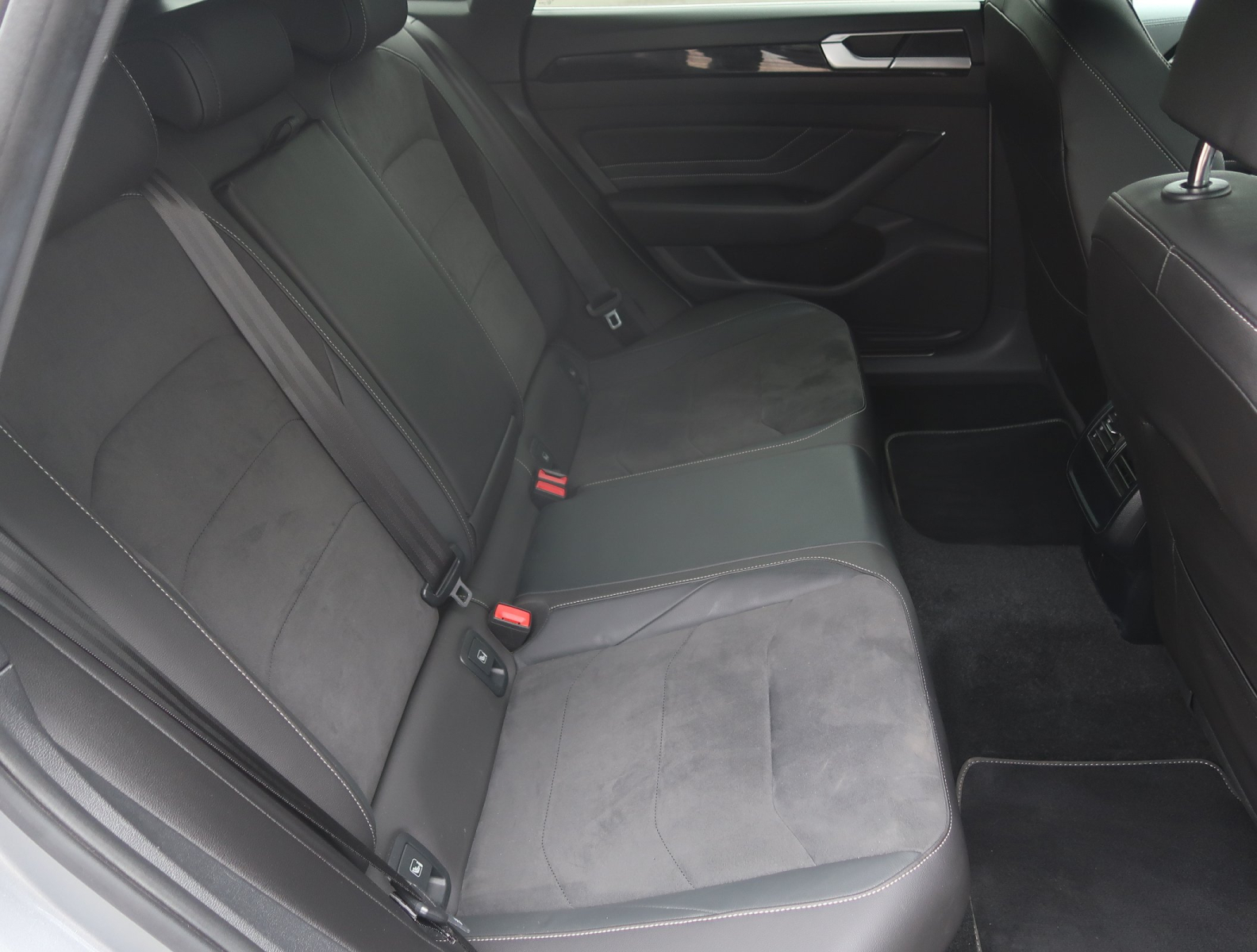 Volkswagen Arteon - 2023