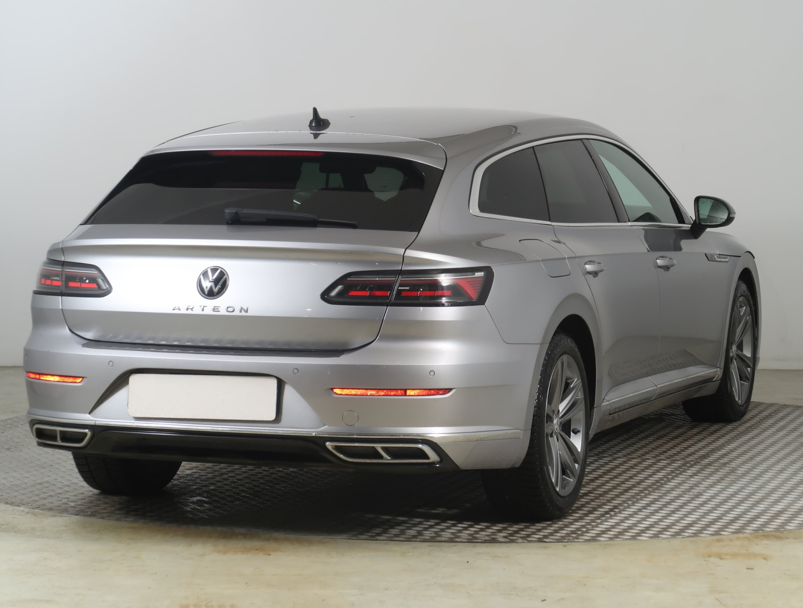 Volkswagen Arteon - 2023