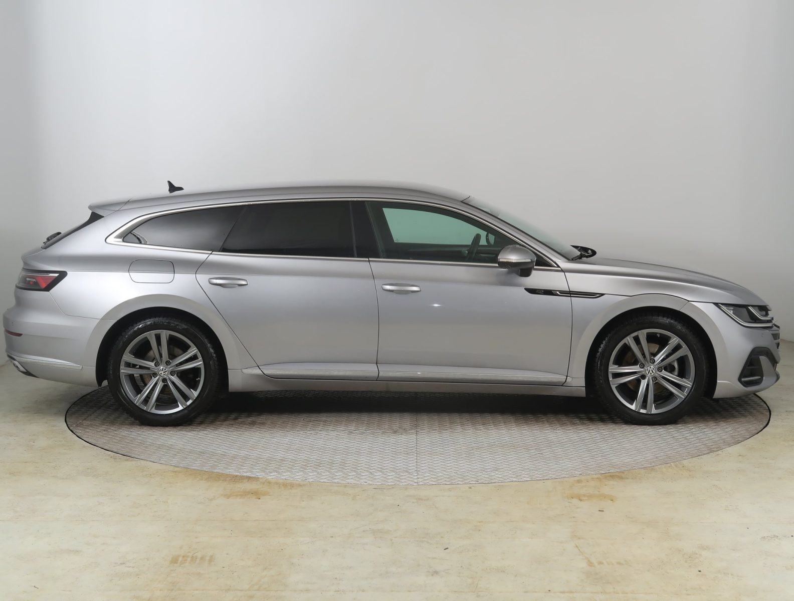 Volkswagen Arteon - 2023