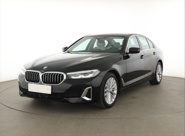 BMW 520i