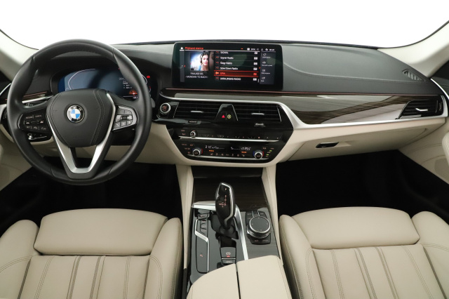 BMW 520i