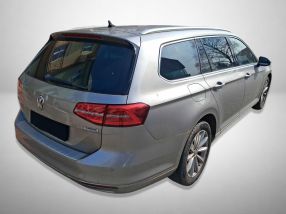 Volkswagen Passat - 2016